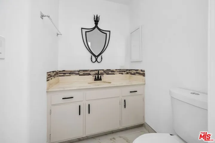19 Sunset Avenue 3, Venice, California 90291