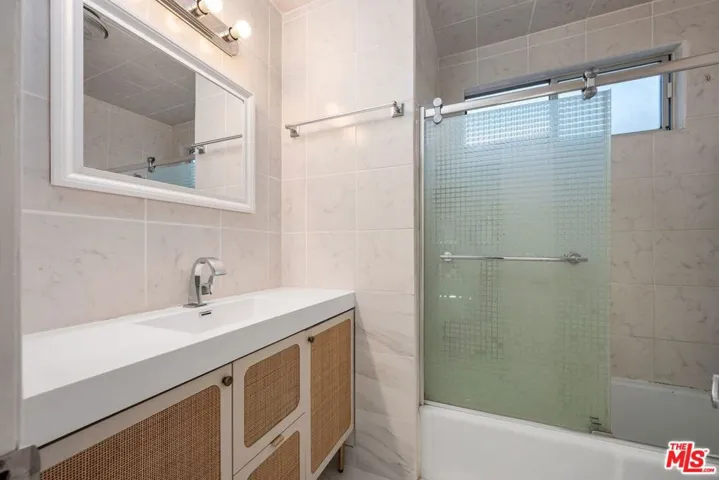 19 Sunset Avenue 3, Venice, California 90291