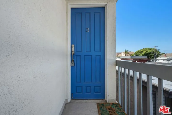 19 Sunset Avenue 3, Venice, California 90291
