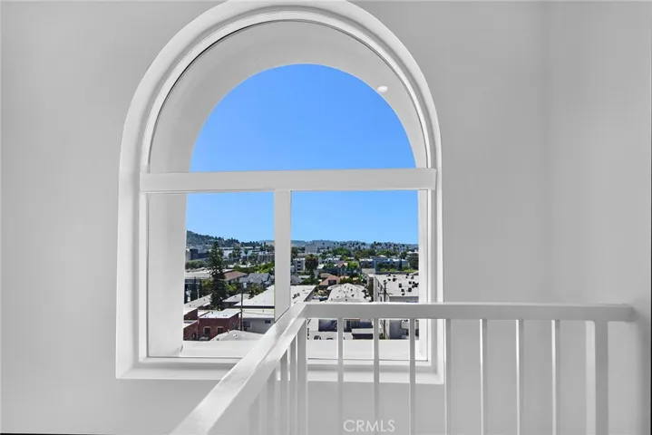 124 W Colorado 502, Glendale, California 91204