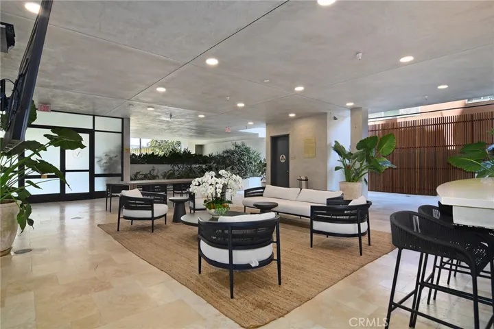 124 W Colorado 502, Glendale, California 91204