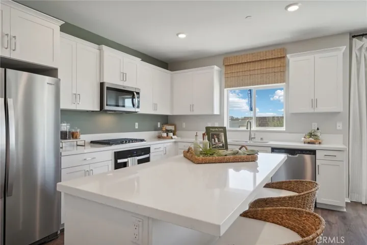 31445 Burflower Drive, Winchester, California 92596