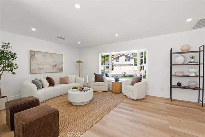 7685 E Calle Durango, Anaheim, California 92808