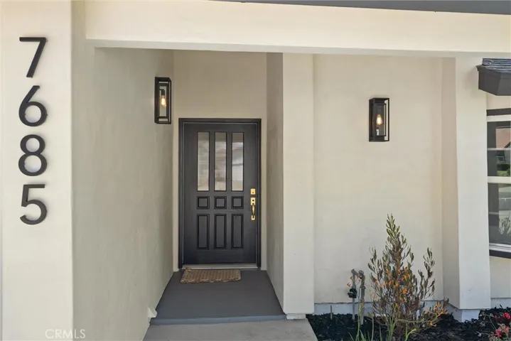 7685 E Calle Durango, Anaheim, California 92808