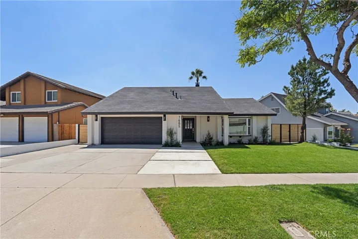 7685 E Calle Durango, Anaheim, California 92808