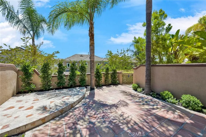 59 Anacapa Court, Lake Forest, California 92610