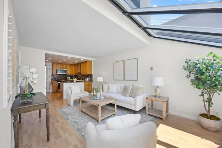 816 Balboa Lane, Foster City, California 94404