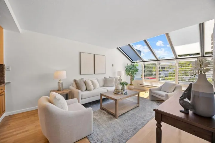 816 Balboa Lane, Foster City, California 94404