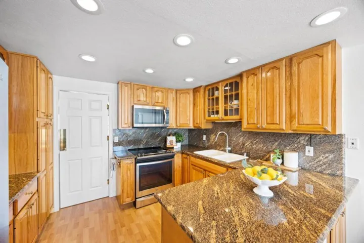 816 Balboa Lane, Foster City, California 94404