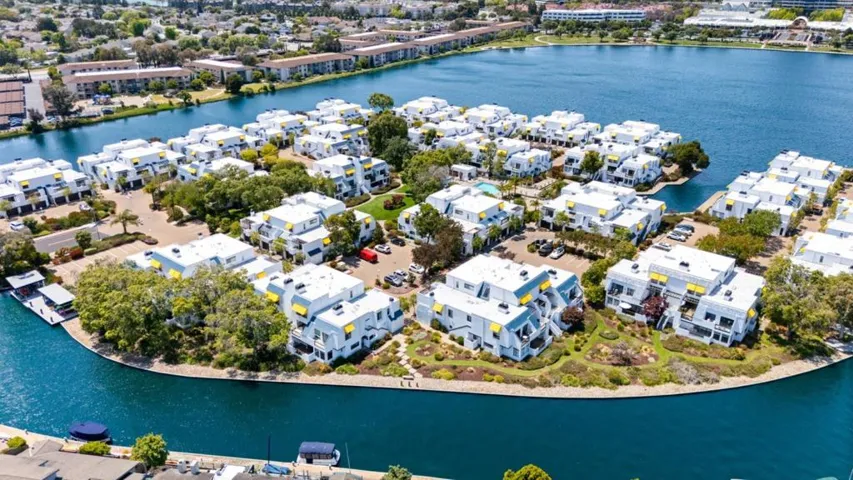 816 Balboa Lane, Foster City, California 94404