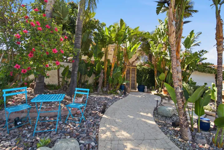 Front yard exterior