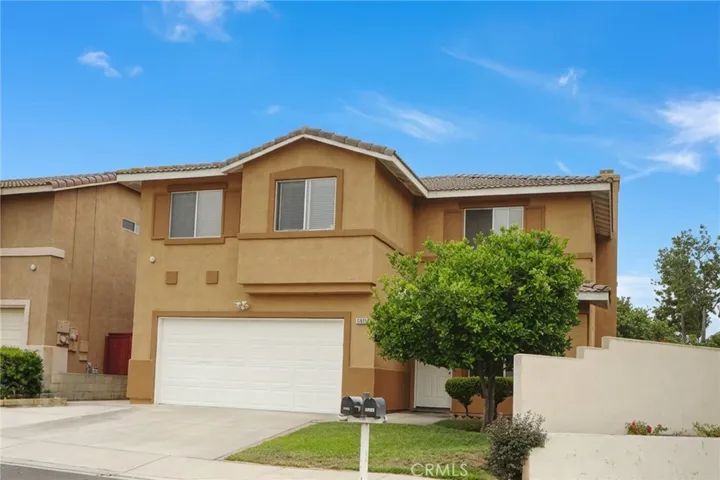 15689 Swan Rd, Fontana, California 92337