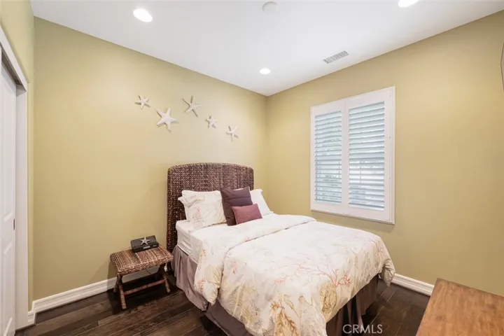 Downstair bedroom