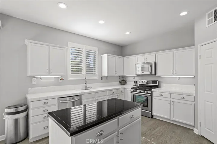 6713 Leanne, Eastvale, California 91752