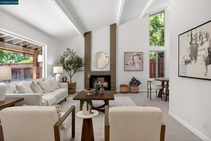 714 Navaronne Way, Concord, California 94518