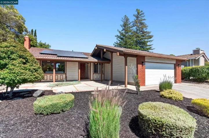 714 Navaronne Way, Concord, California 94518