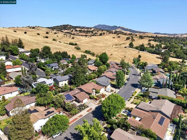 714 Navaronne Way, Concord, California 94518
