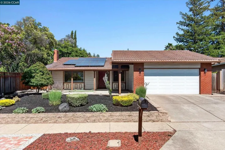 714 Navaronne Way, Concord, California 94518