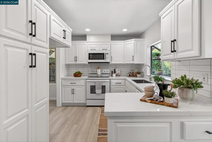 714 Navaronne Way, Concord, California 94518