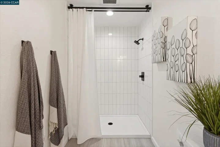 714 Navaronne Way, Concord, California 94518
