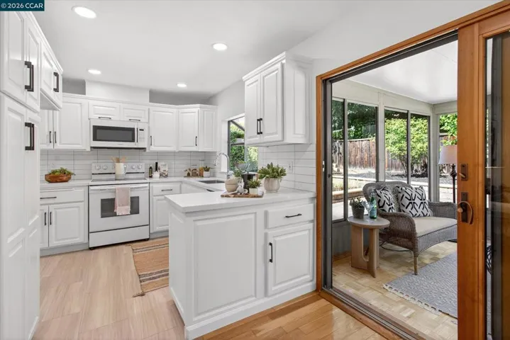 714 Navaronne Way, Concord, California 94518