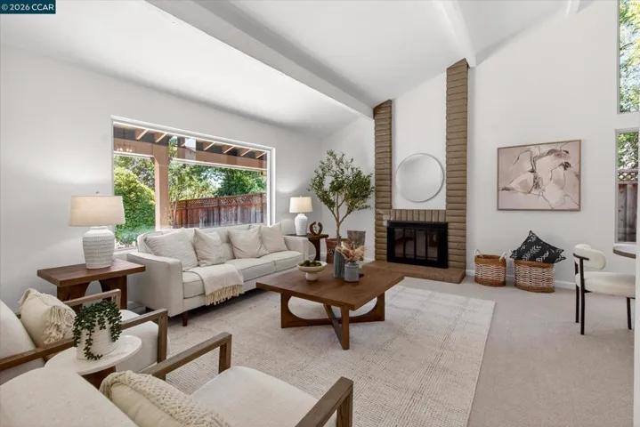 714 Navaronne Way, Concord, California 94518