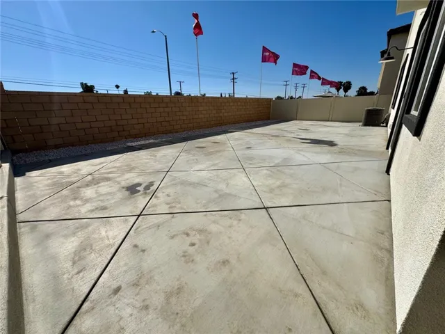 9567 E Silverstein Dr, Riverside, California 92508