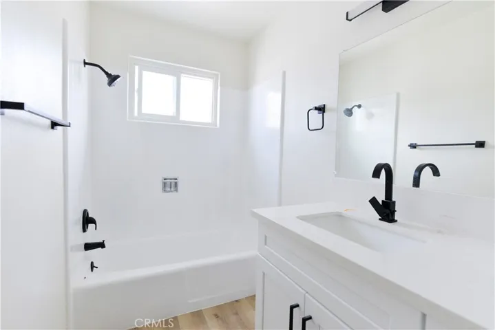 241 Avenida Pelayo 4, San Clemente, California 92672