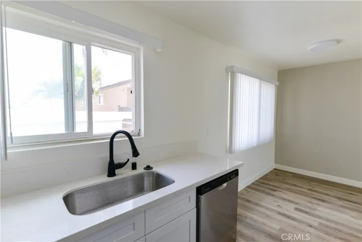 241 Avenida Pelayo 4, San Clemente, California 92672