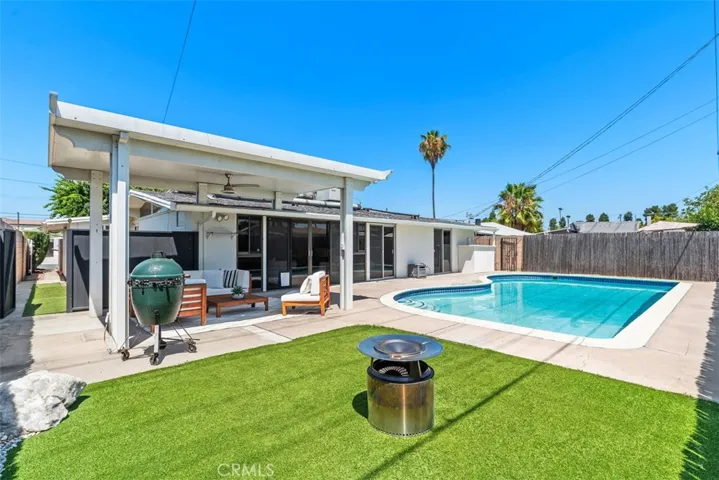 724 N Vine, Anaheim, California 92805