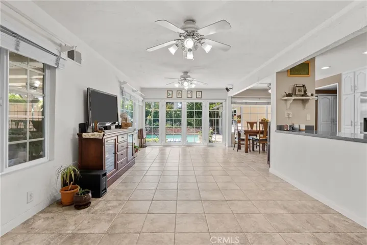 25631 Bellerive, Valencia, California 91355