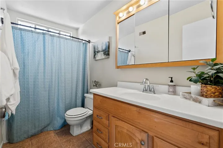 Hall bath