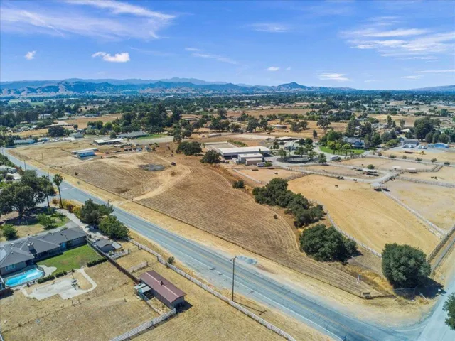 2055 Rucker Avenue, Gilroy, California 95020
