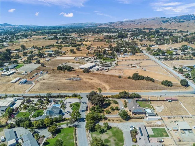 2055 Rucker Avenue, Gilroy, California 95020