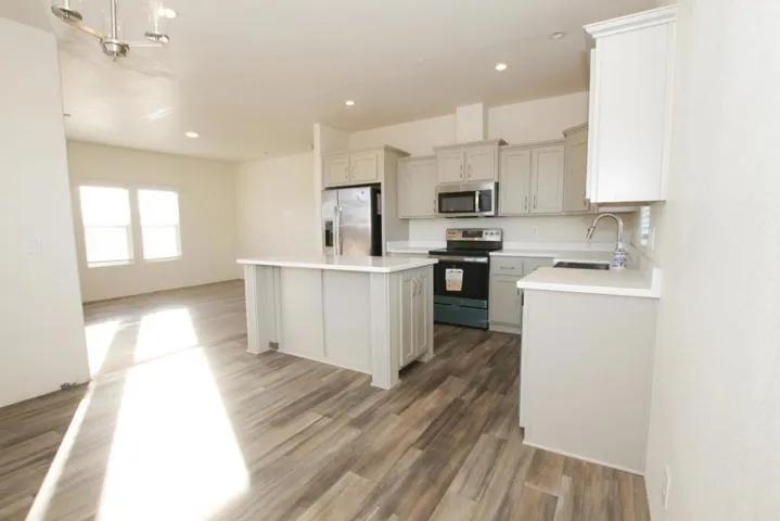 2055 Rucker Avenue, Gilroy, California 95020