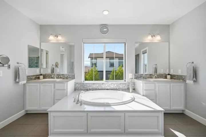 19217 Eagle View Drive, Morgan Hill, California 95037