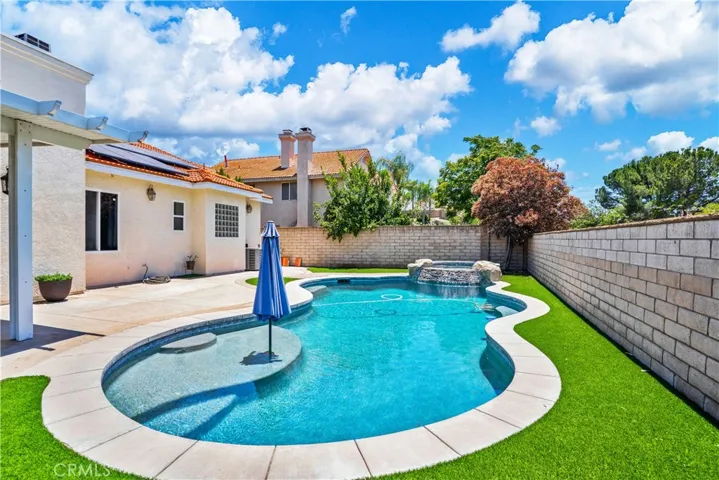 24007 Jonquil, Murrieta, California 92562