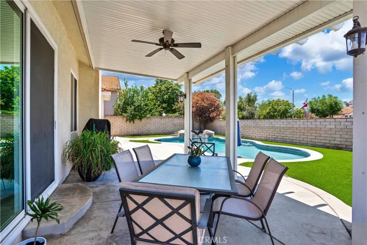 24007 Jonquil, Murrieta, California 92562