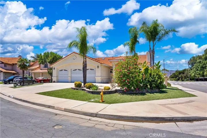 24007 Jonquil, Murrieta, California 92562