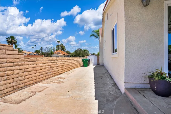 24007 Jonquil, Murrieta, California 92562