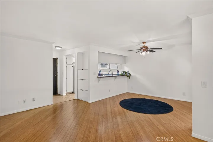 1237 E 6th Street 106, Long Beach, California 90802