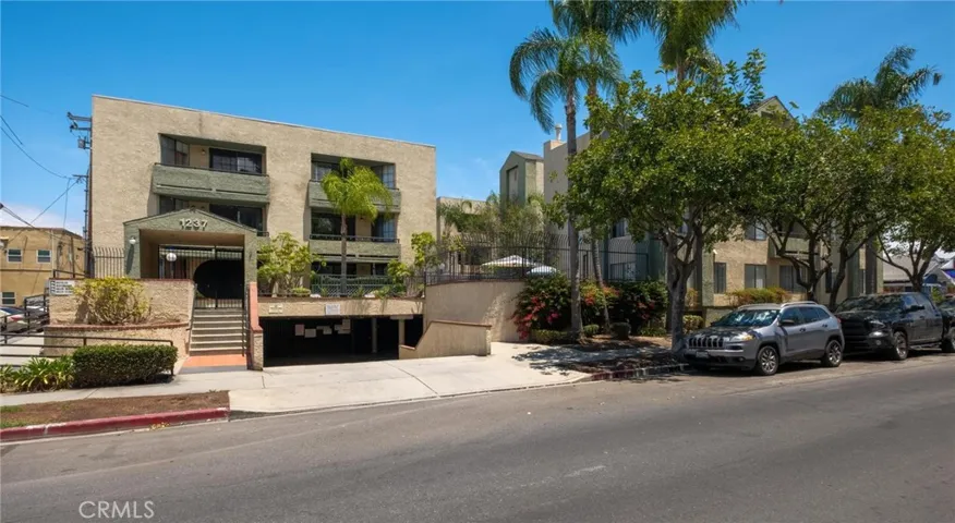1237 E 6th Street 106, Long Beach, California 90802
