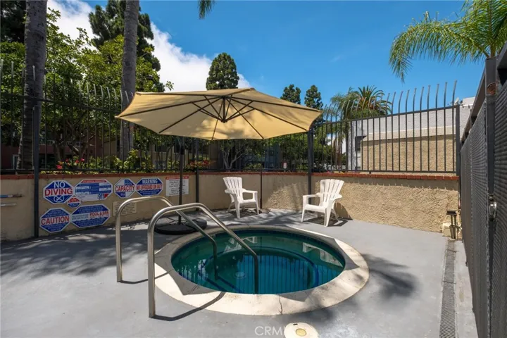 1237 E 6th Street 106, Long Beach, California 90802