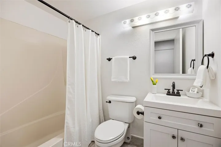 56 Los Verdes Drive, San Luis Obispo, California 93401