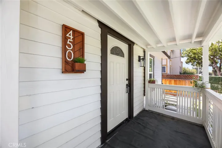 450 N Holliston, Pasadena, California 91106
