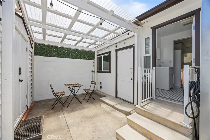 450 N Holliston, Pasadena, California 91106