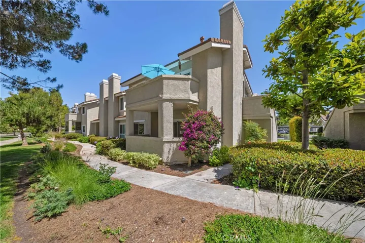 632 Springbrook 7, Irvine, California 92614