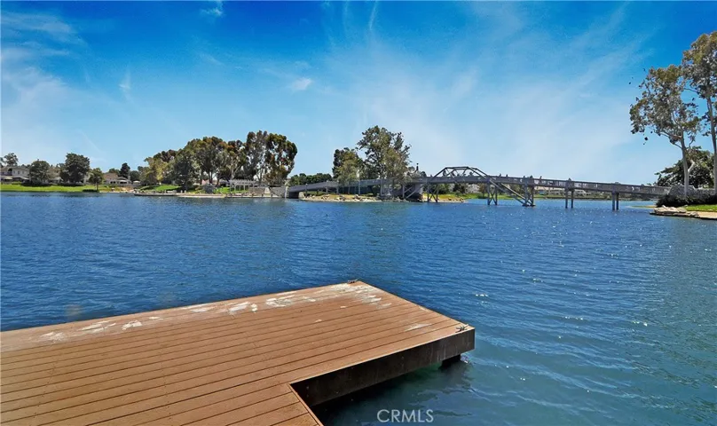 632 Springbrook 7, Irvine, California 92614
