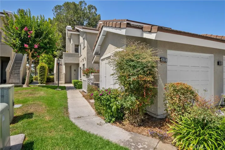 632 Springbrook 7, Irvine, California 92614