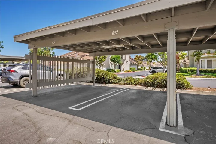 632 Springbrook 7, Irvine, California 92614